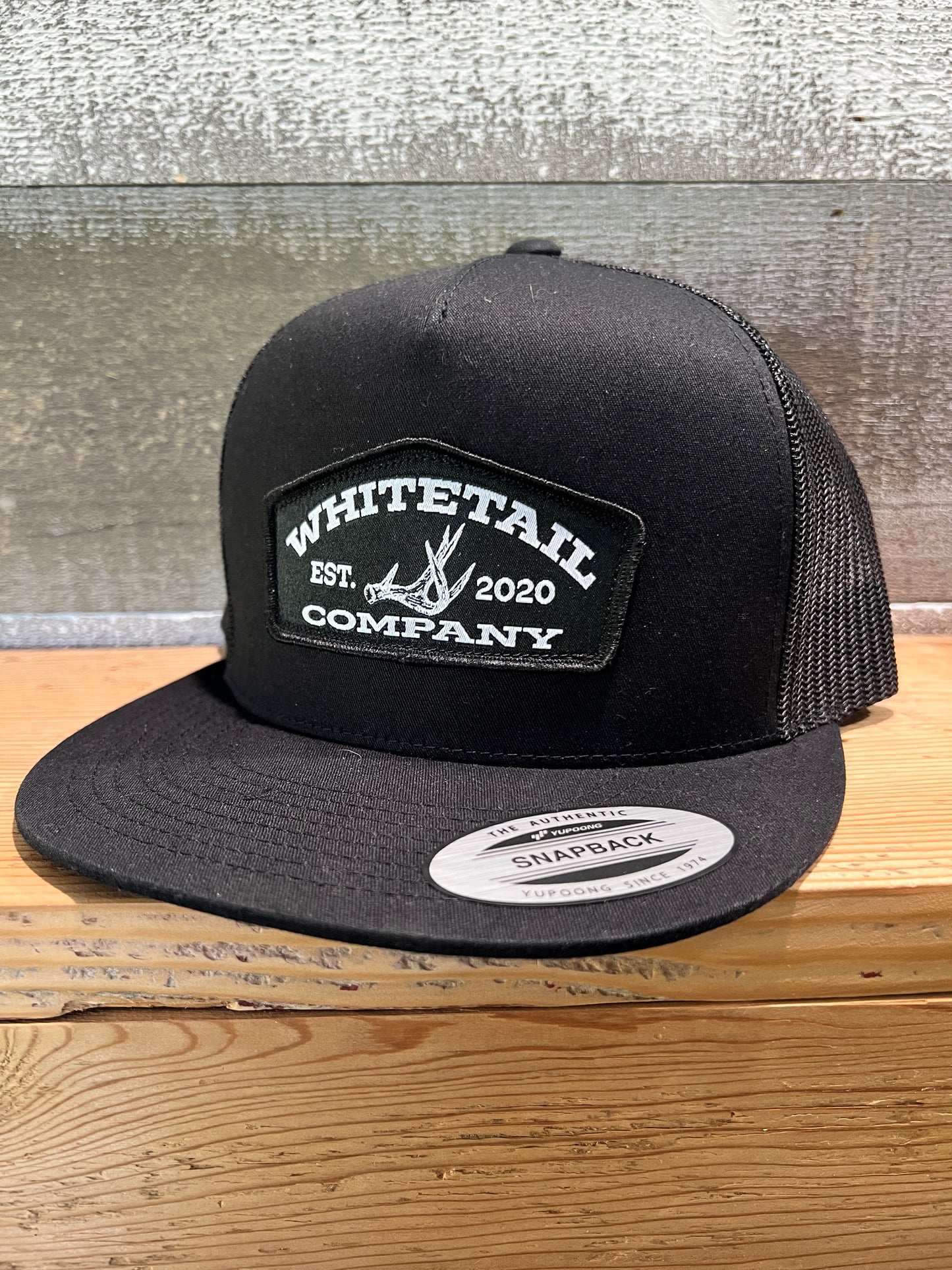 Whitetail Co. Shed Hunter High Front Black/Black