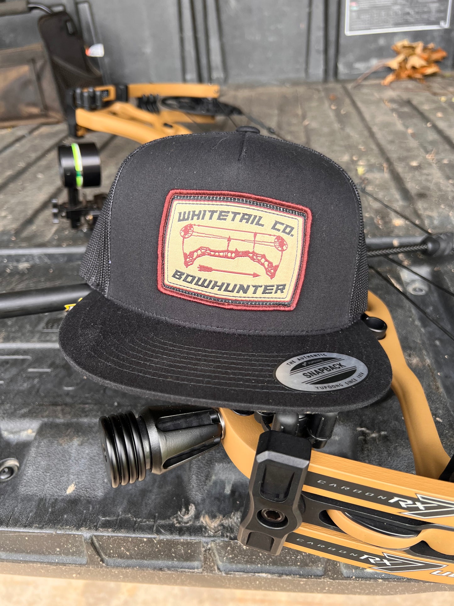 Whitetail Co. Bowhunter High Front Black/Black
