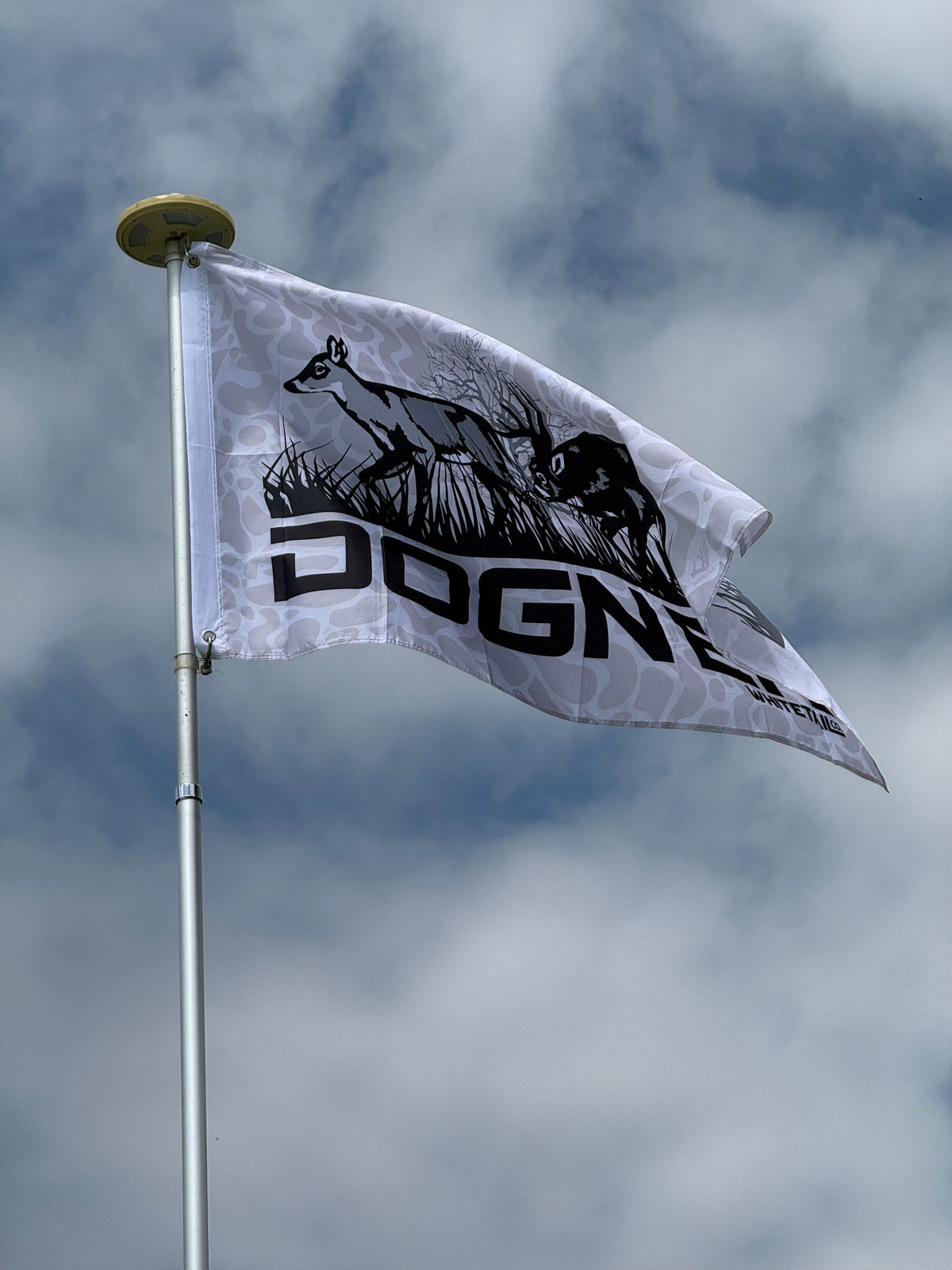 Whitetail Co. Dogn Er 3x5’ Flag