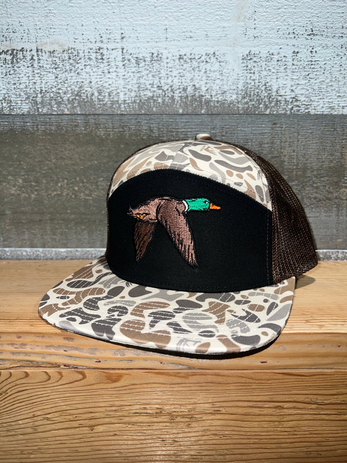 Whitetail Co. Mallard 🦆 7 Panel Old Camo Black Front