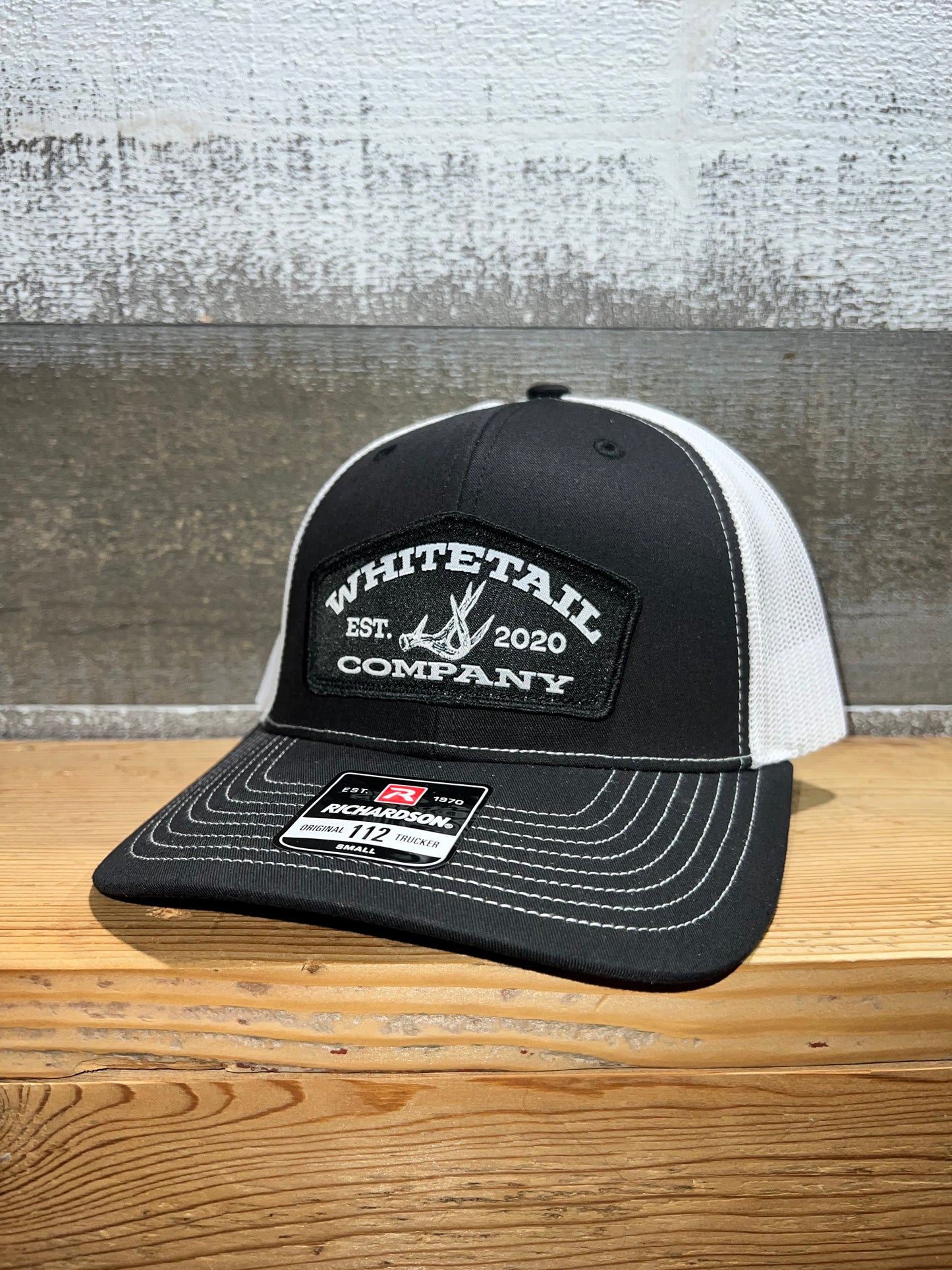 Whitetail Co. Shed Hat Small Richardson 112 Black/White